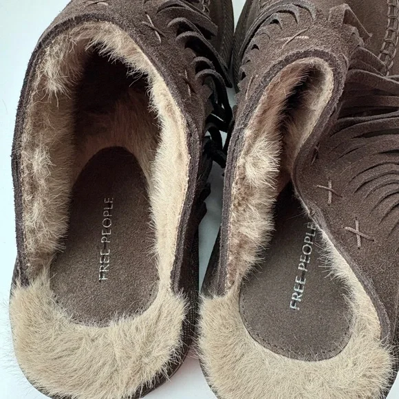 NWT Free People Fallon Fringe Mules Size 9 Women’s - Picture 9 of 14